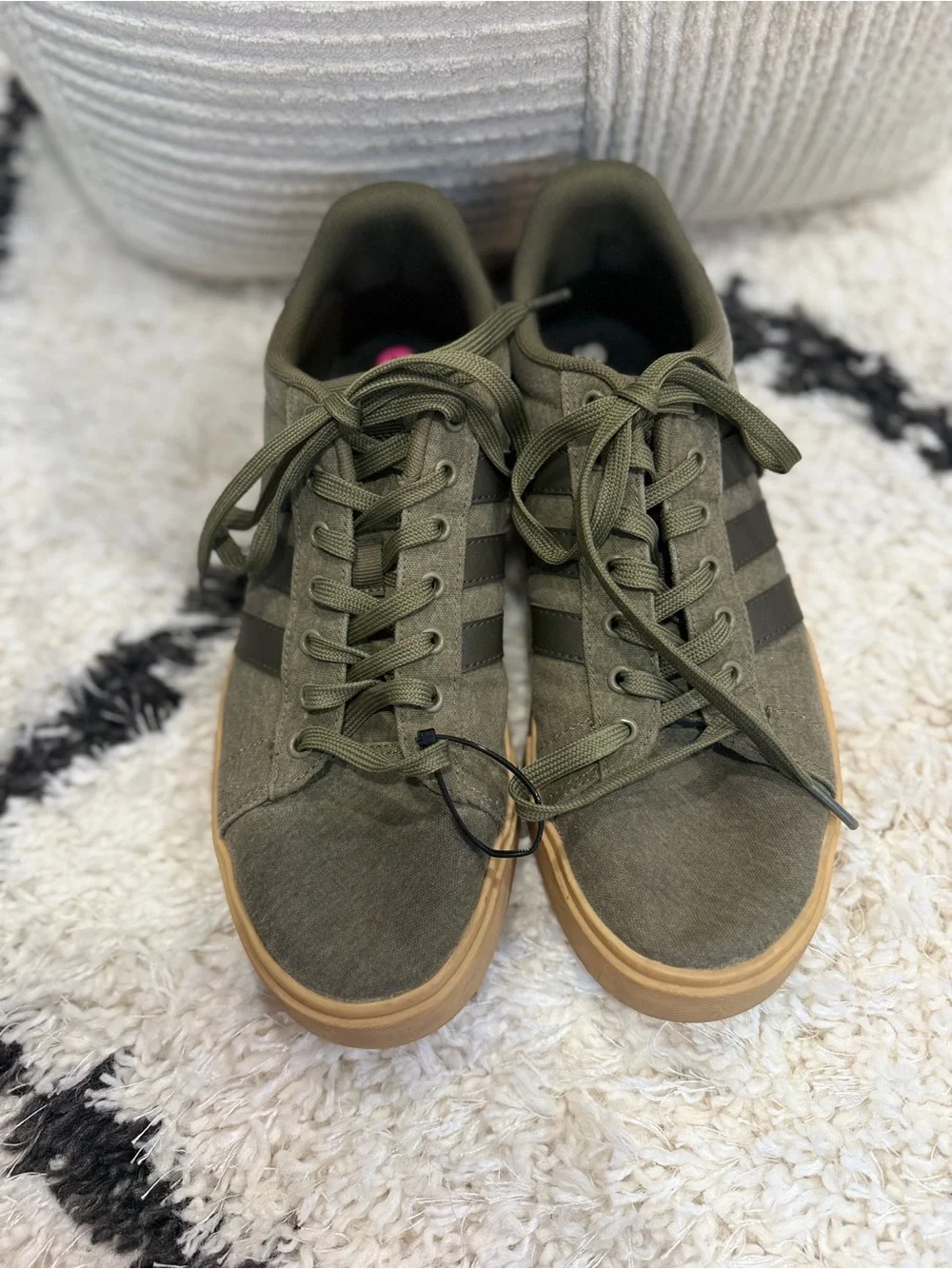 adidas Daily 4.0 Shoes Olive Strata Shadow Gum Size 9.5 Mens IF4494